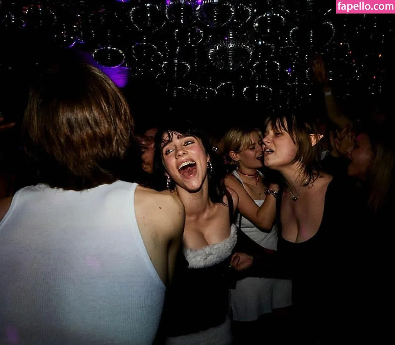 Billie Eilish Onlyfans Photo Gallery 