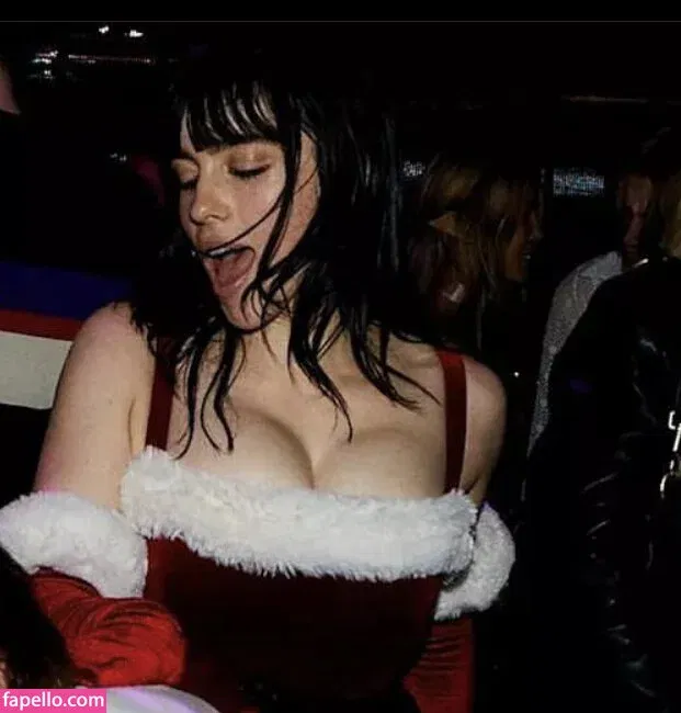 Billie Eilish Onlyfans Photo Gallery 