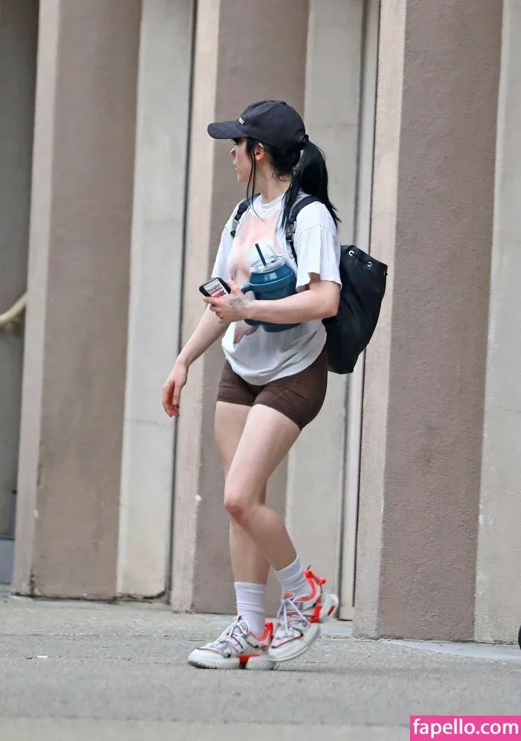 Billie Eilish Onlyfans Photo Gallery 