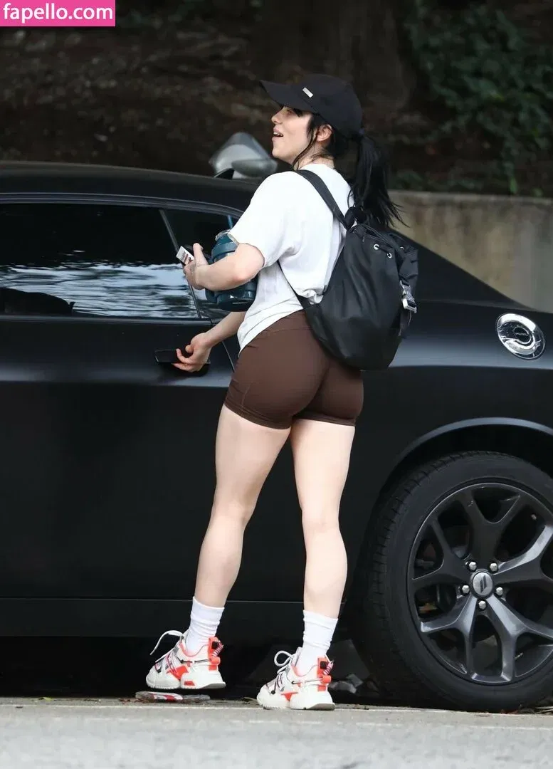 Billie Eilish Onlyfans Photo Gallery 