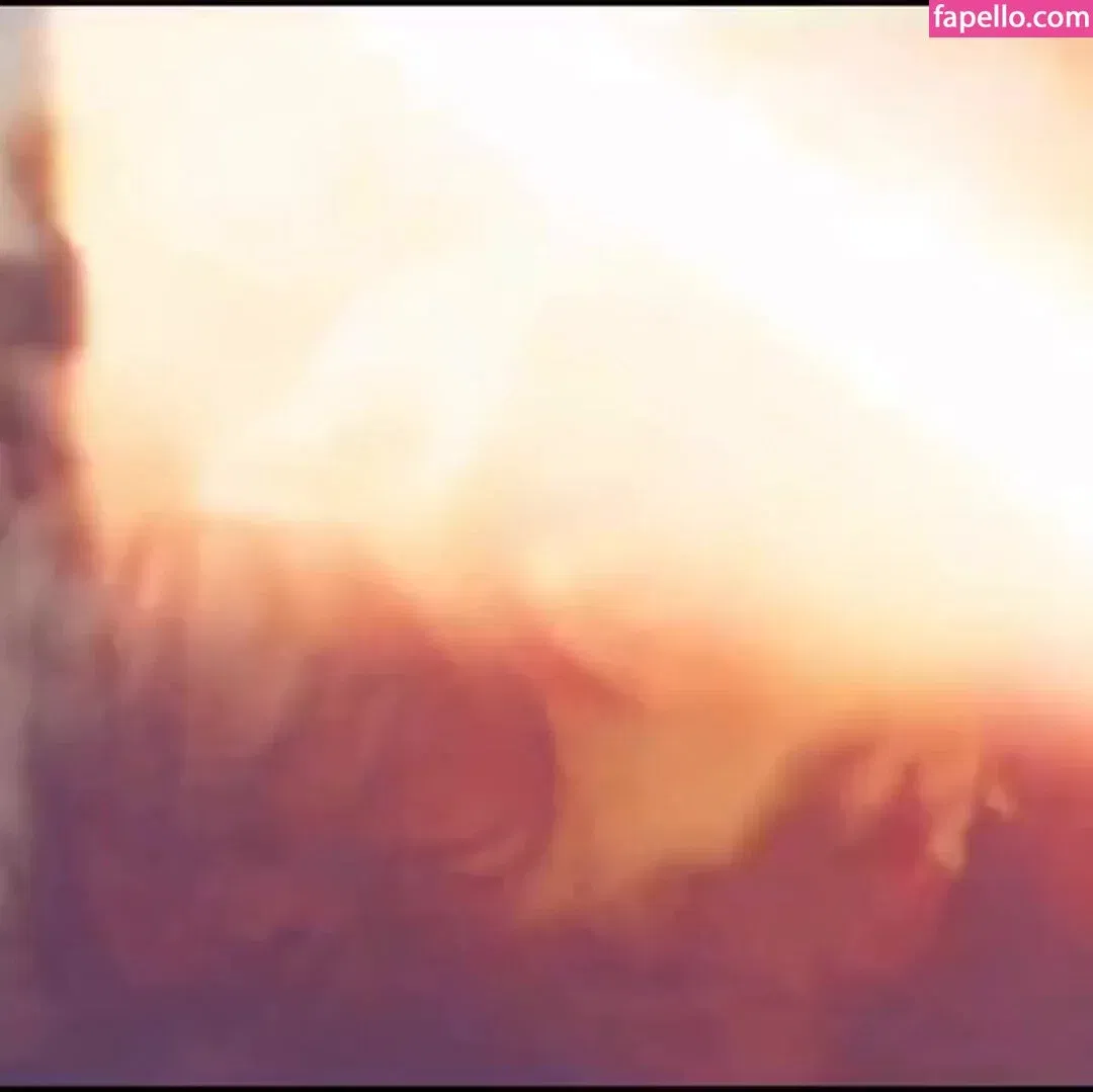 Billie Eilish Onlyfans Photo Gallery 