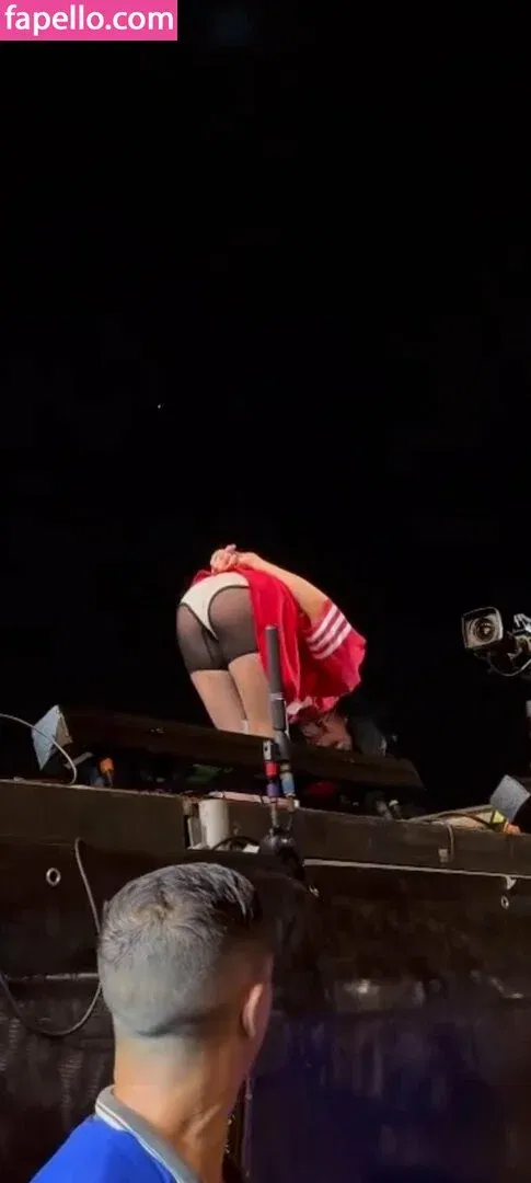 Billie Eilish Onlyfans Photo Gallery 