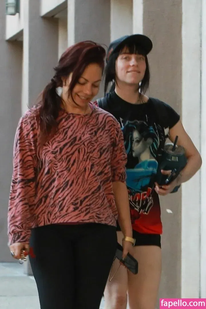 Billie Eilish Onlyfans Photo Gallery 