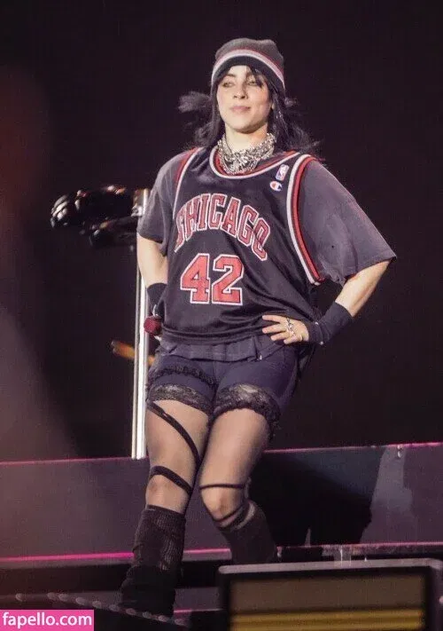 Billie Eilish Onlyfans Photo Gallery 