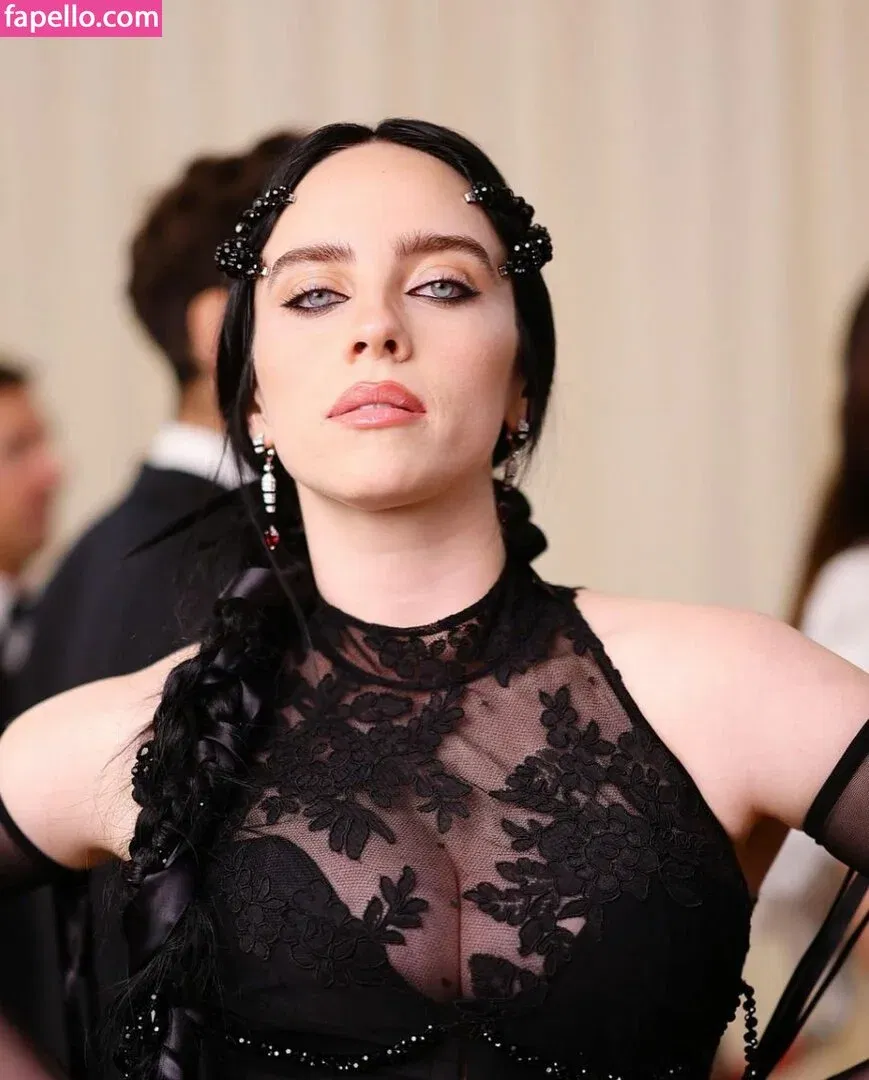 Billie Eilish Onlyfans Photo Gallery 