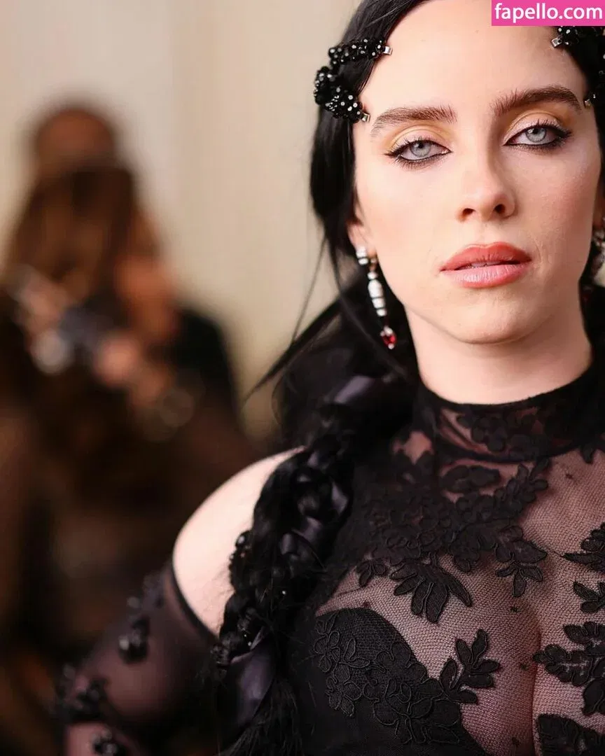 Billie Eilish Onlyfans Photo Gallery 