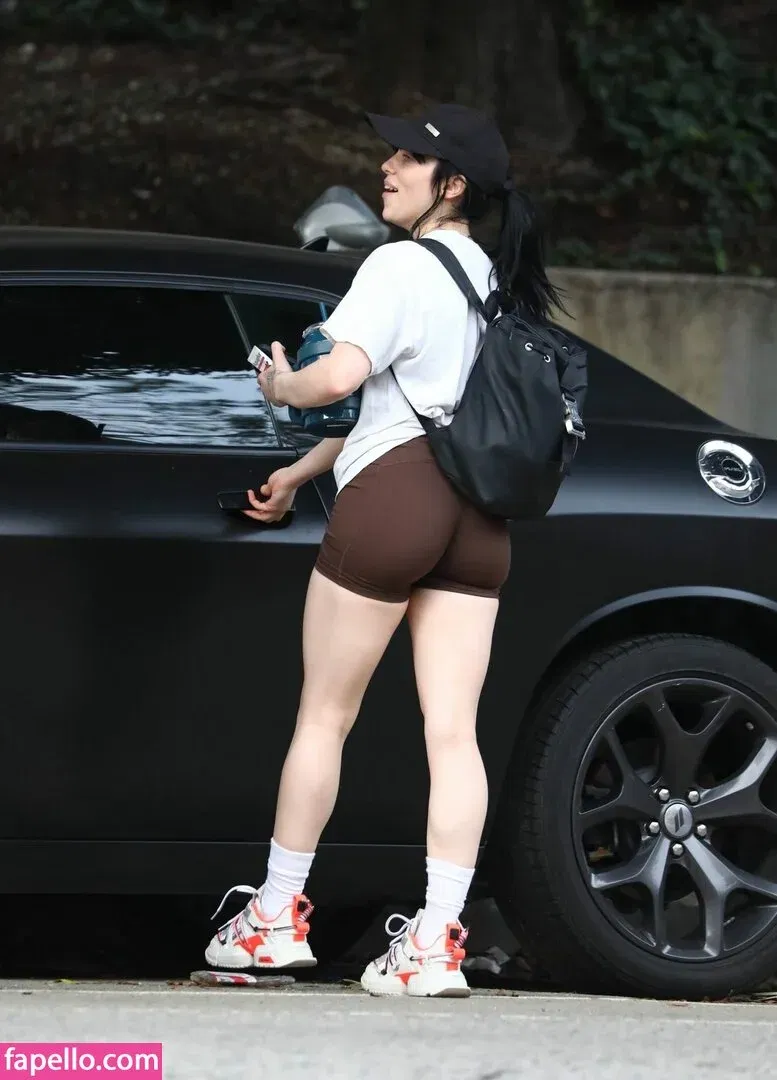 Billie Eilish Onlyfans Photo Gallery 