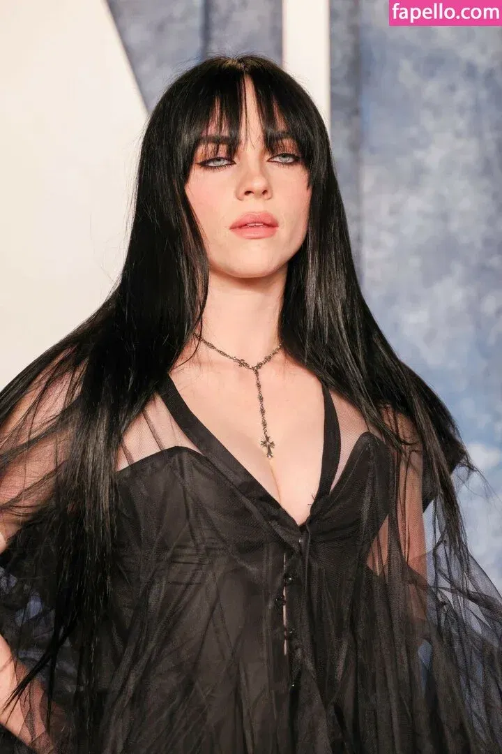 Billie Eilish Onlyfans Photo Gallery 