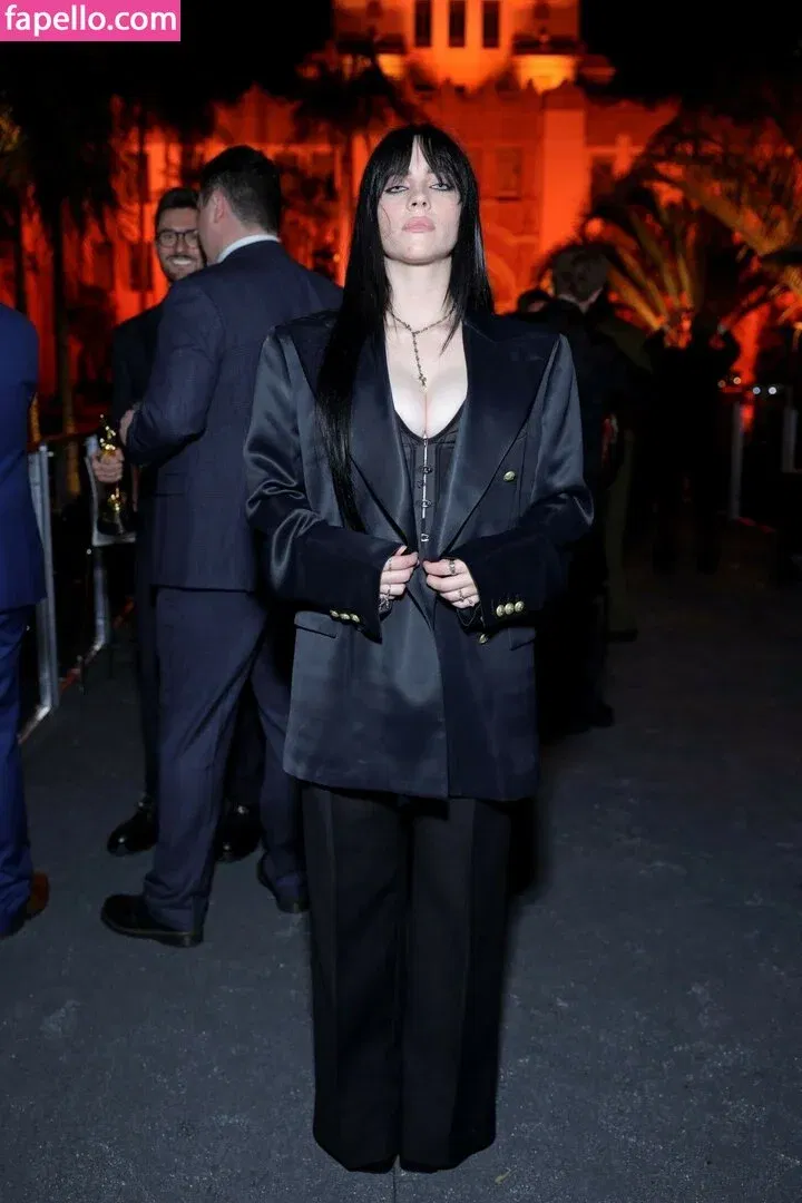 Billie Eilish Onlyfans Photo Gallery 