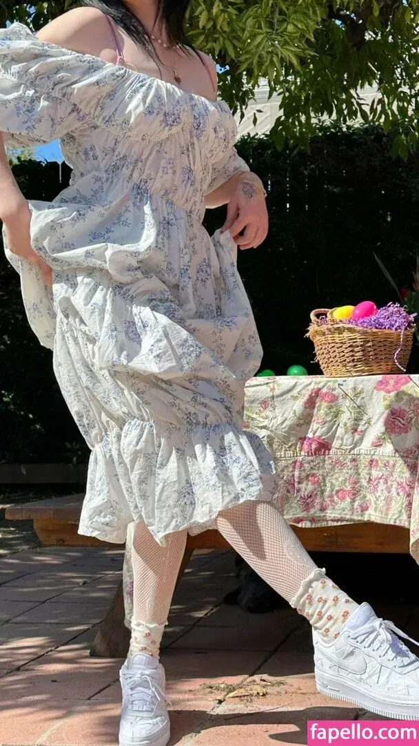 Billie Eilish Onlyfans Photo Gallery 