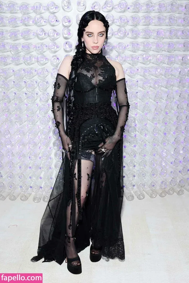 Billie Eilish Onlyfans Photo Gallery 