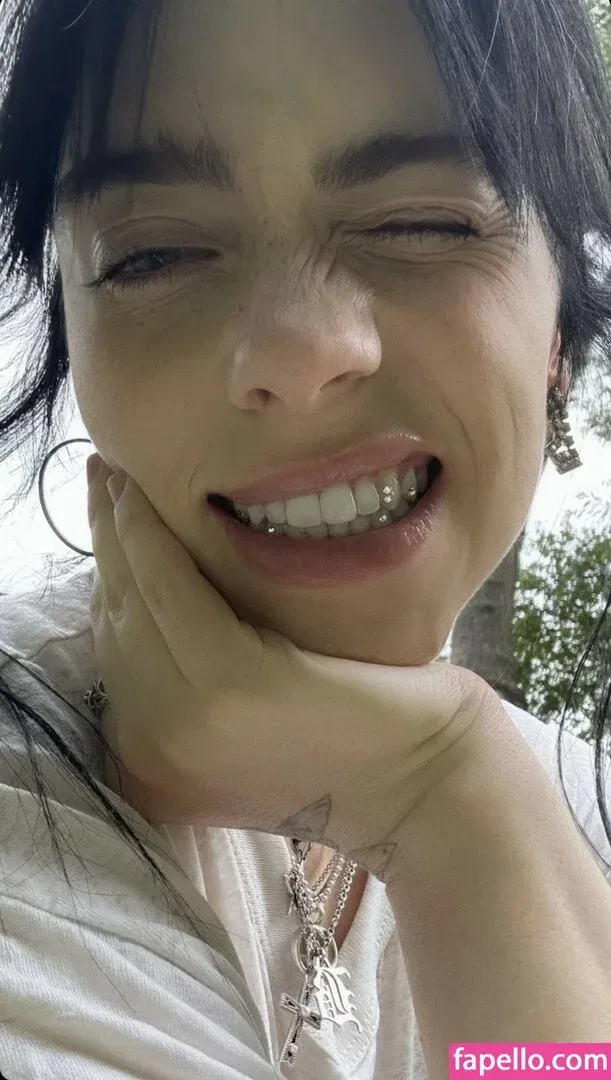 Billie Eilish Onlyfans Photo Gallery 