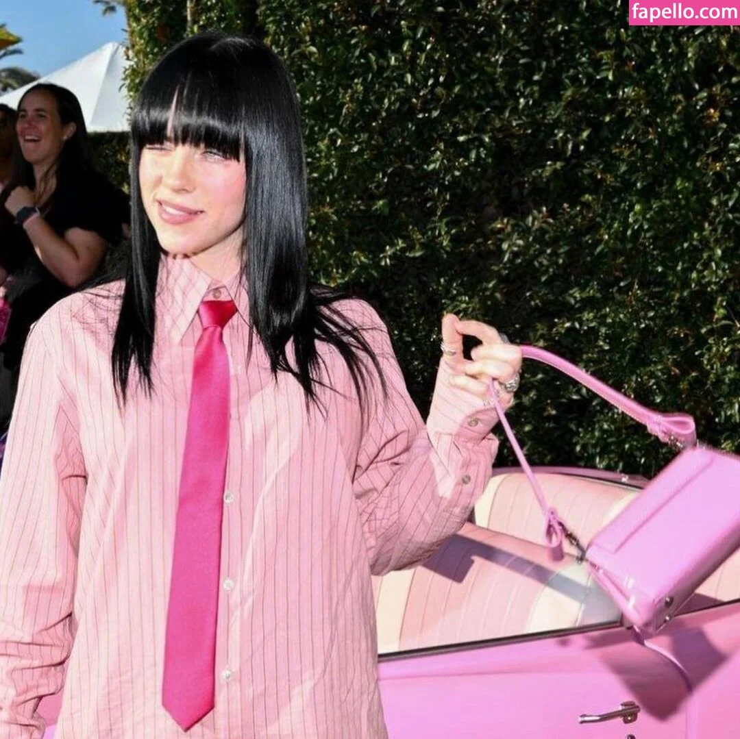 Billie Eilish Onlyfans Photo Gallery 