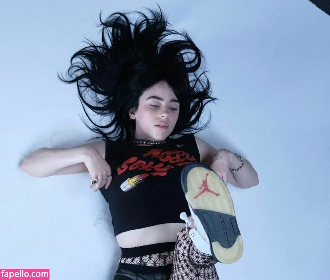 Billie Eilish Onlyfans Photo Gallery 