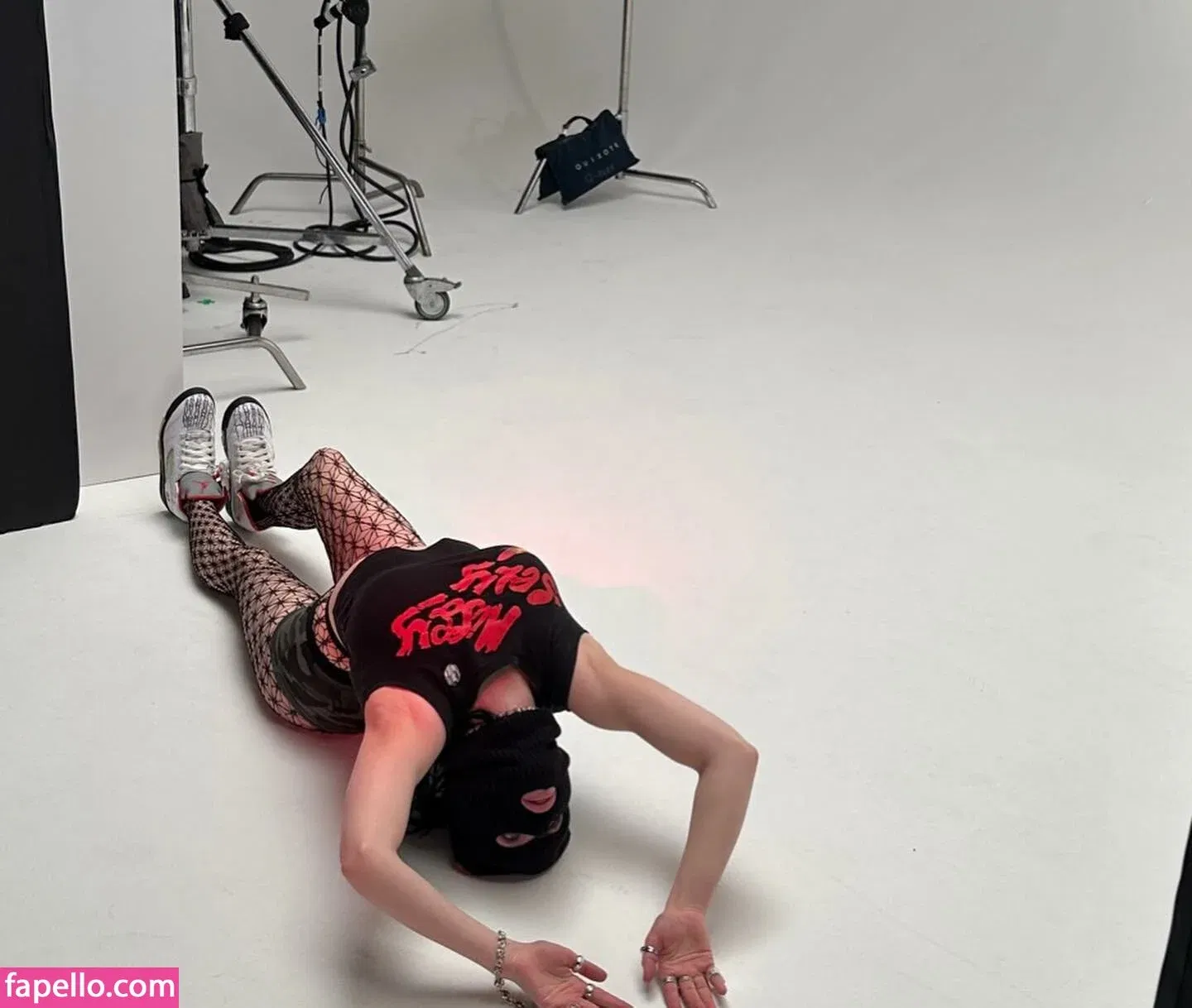 Billie Eilish Onlyfans Photo Gallery 