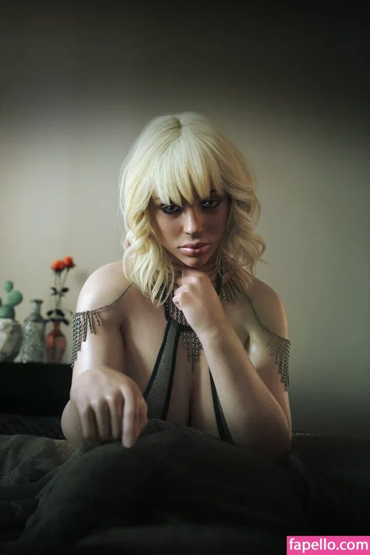 Billie Eilish Onlyfans Photo Gallery 