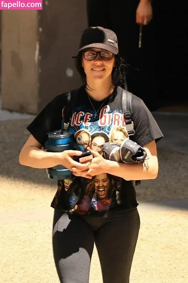 Billie Eilish Onlyfans Photo Gallery 