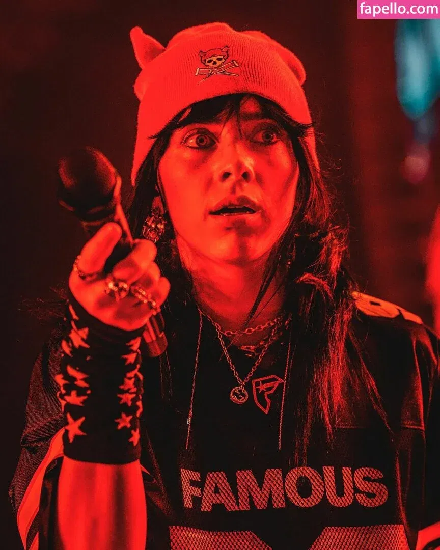 Billie Eilish Onlyfans Photo Gallery 