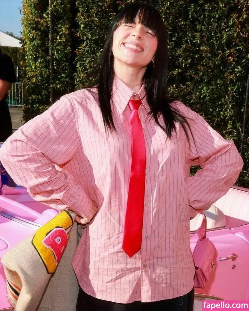 Billie Eilish Onlyfans Photo Gallery 