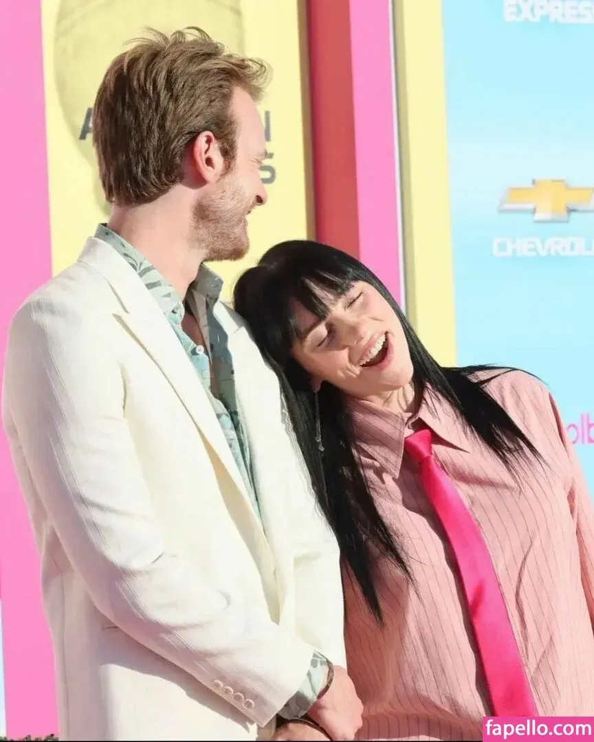 Billie Eilish Onlyfans Photo Gallery 