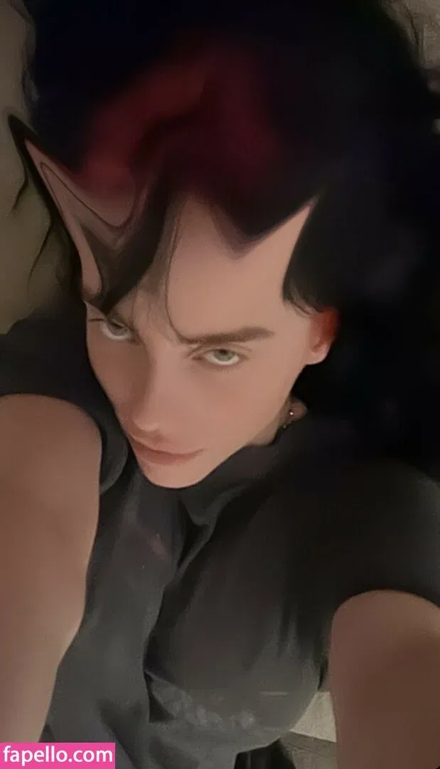 Billie Eilish Onlyfans Photo Gallery 