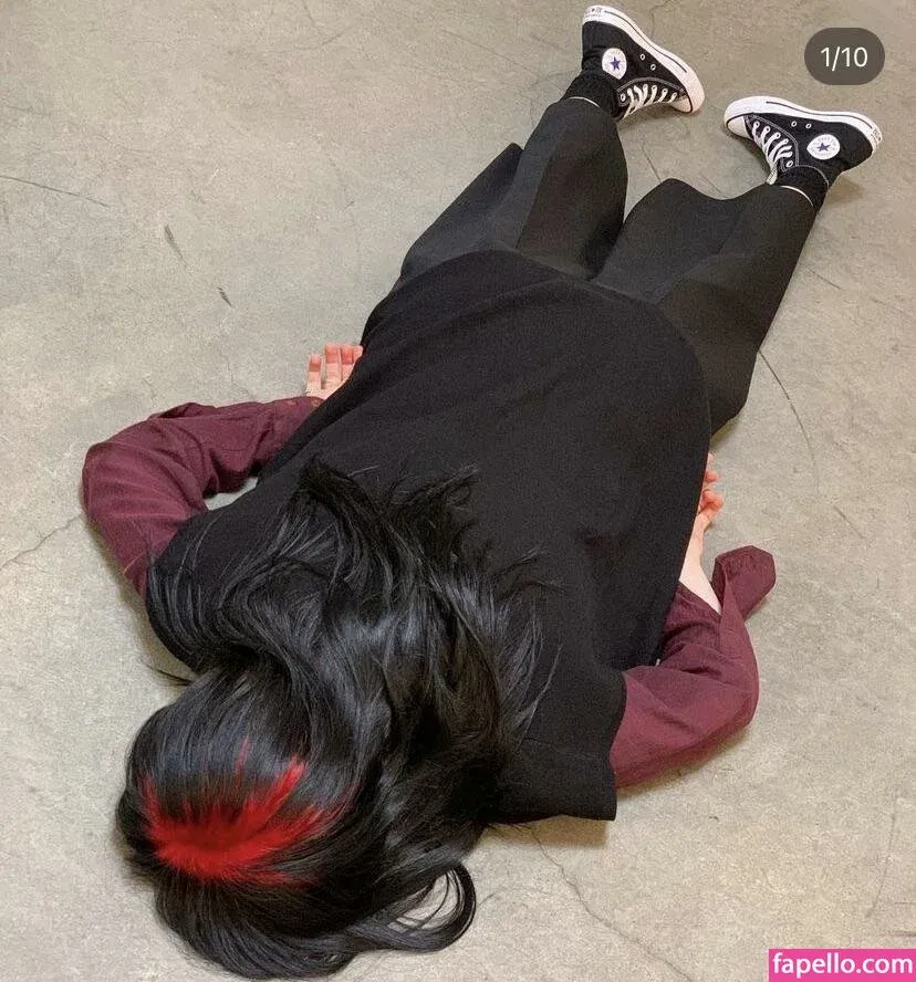 Billie Eilish Onlyfans Photo Gallery 