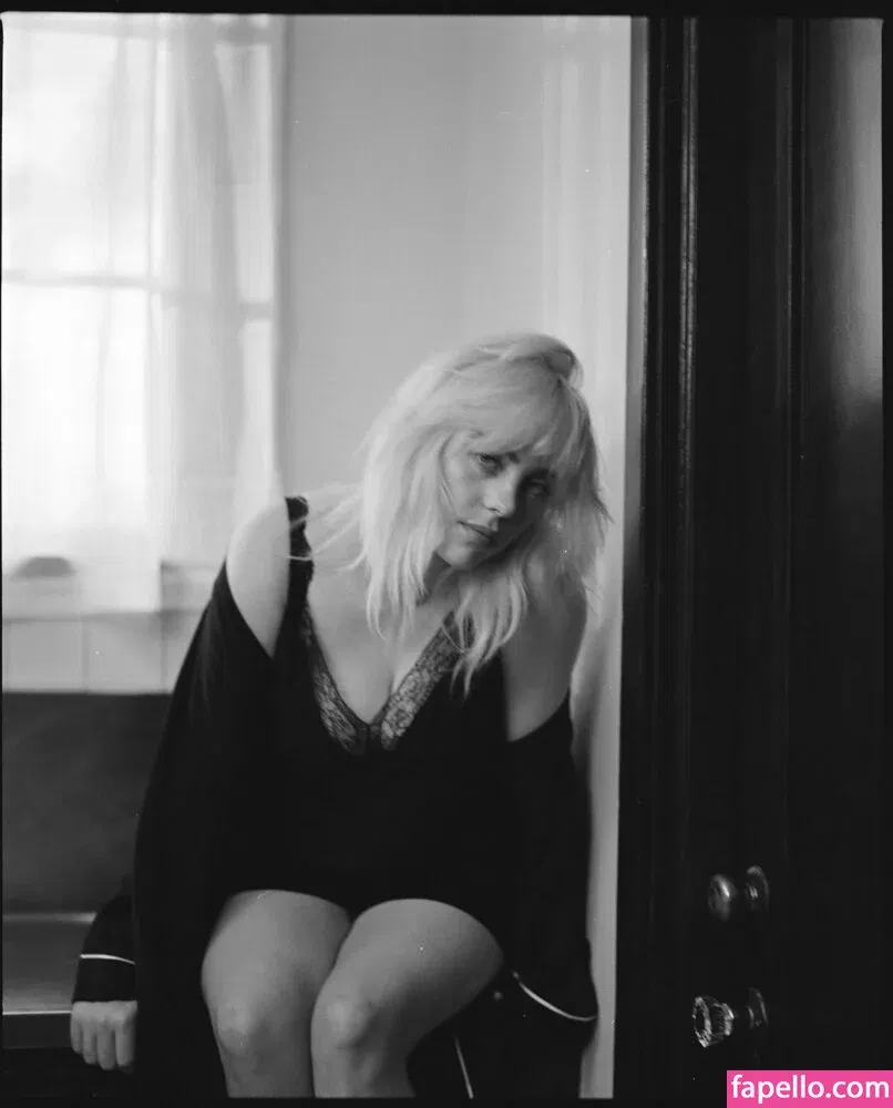 Billie Eilish Onlyfans Photo Gallery 