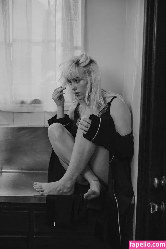Billie Eilish Onlyfans Photo Gallery 