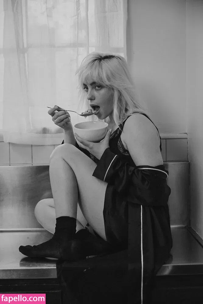 Billie Eilish Onlyfans Photo Gallery 