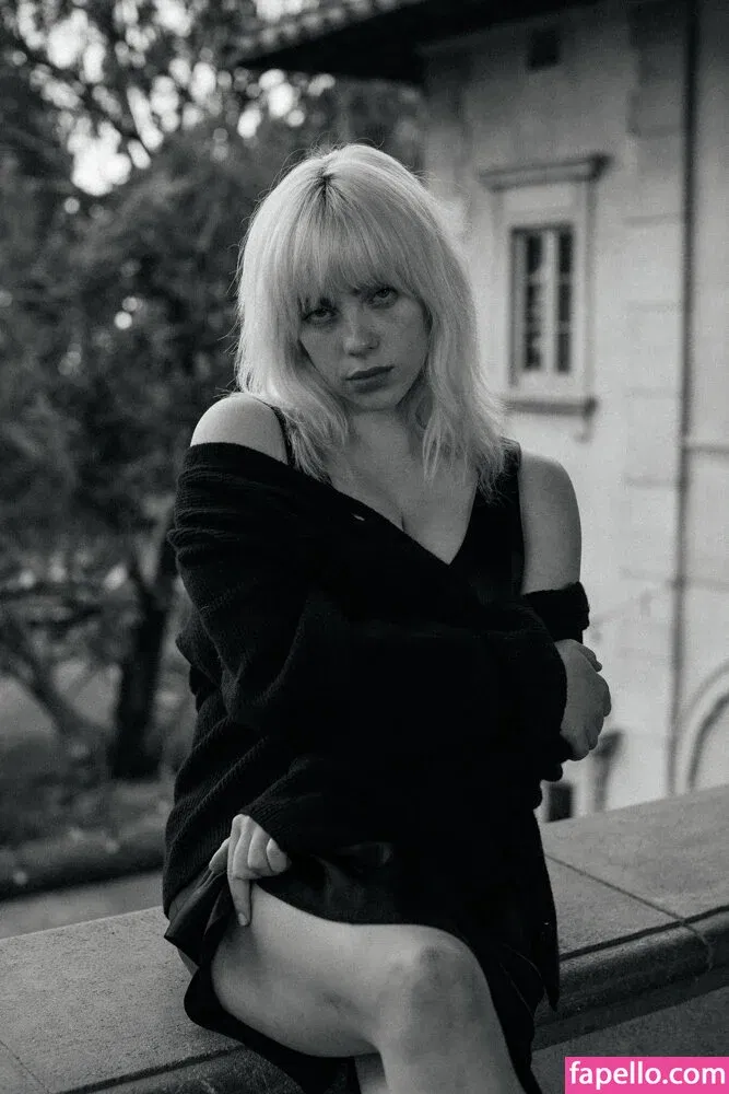 Billie Eilish Onlyfans Photo Gallery 