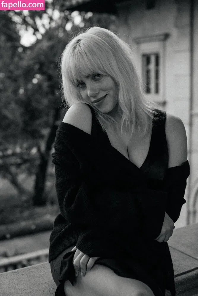 Billie Eilish Onlyfans Photo Gallery 