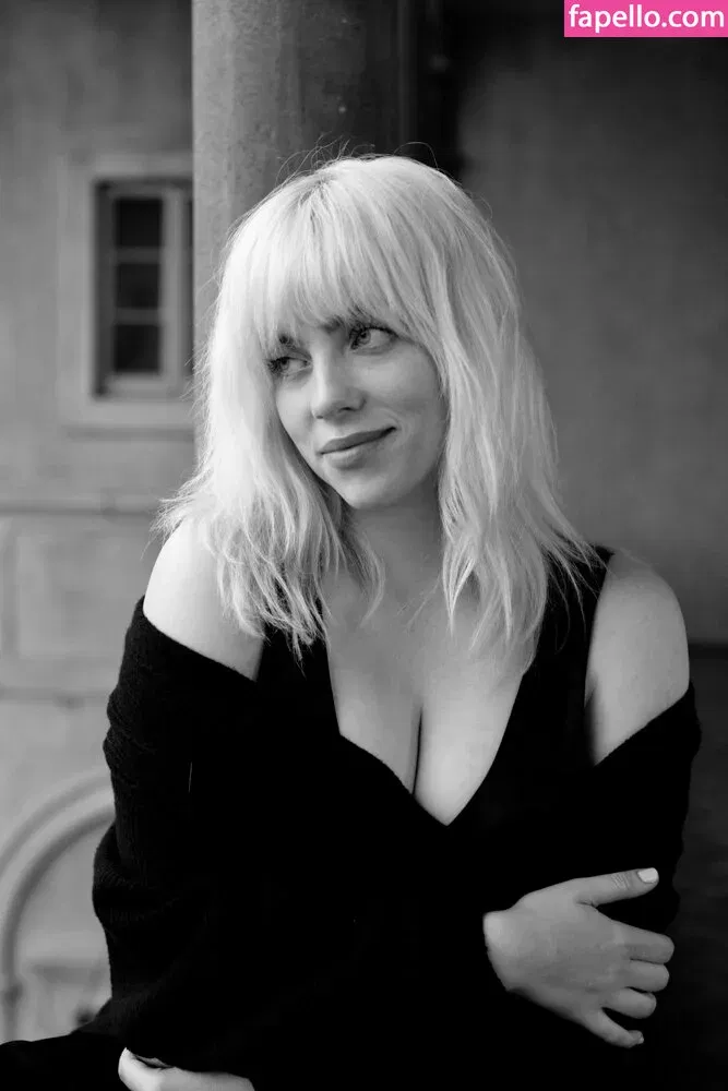 Billie Eilish Onlyfans Photo Gallery 