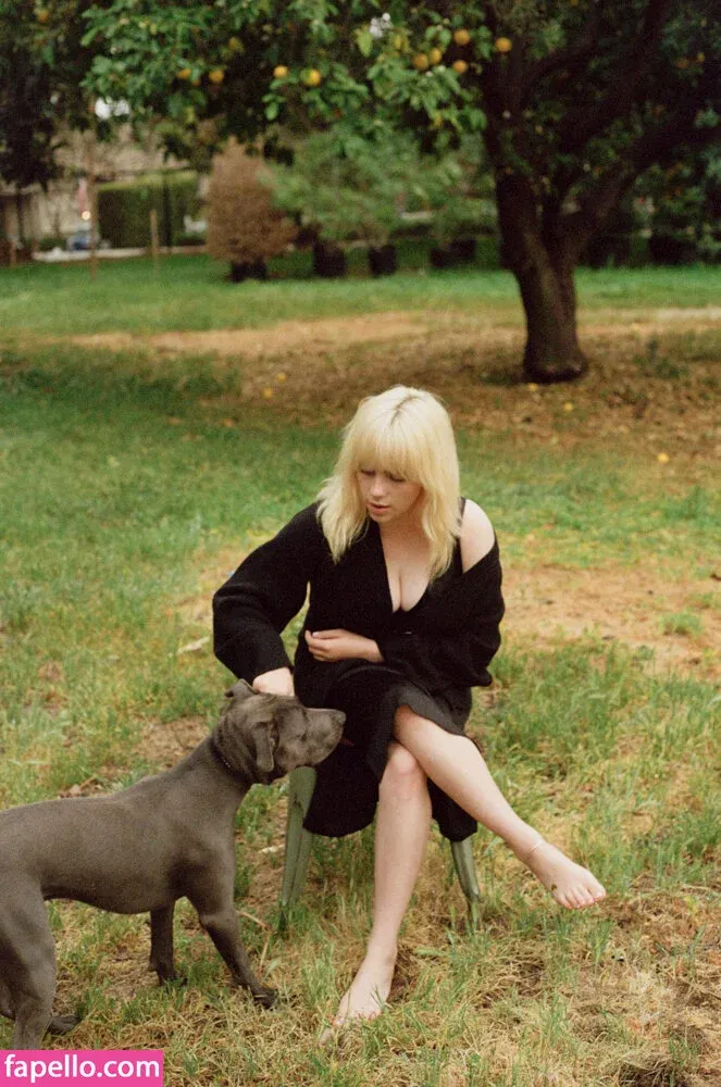 Billie Eilish Onlyfans Photo Gallery 