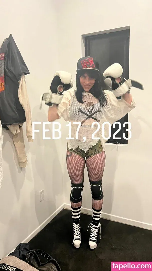 Billie Eilish Onlyfans Photo Gallery 