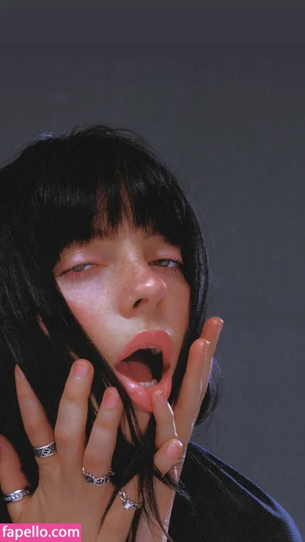 Billie Eilish Onlyfans Photo Gallery 