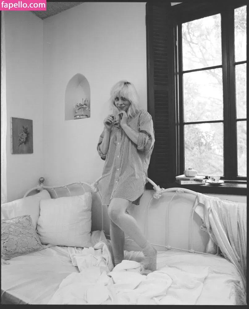 Billie Eilish Onlyfans Photo Gallery 