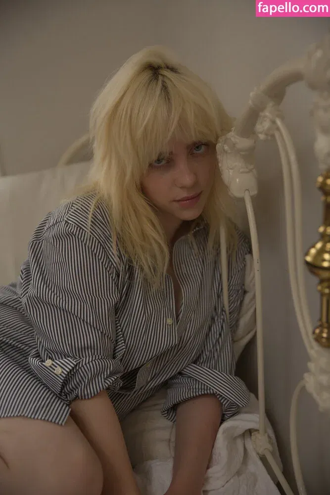 Billie Eilish Onlyfans Photo Gallery 