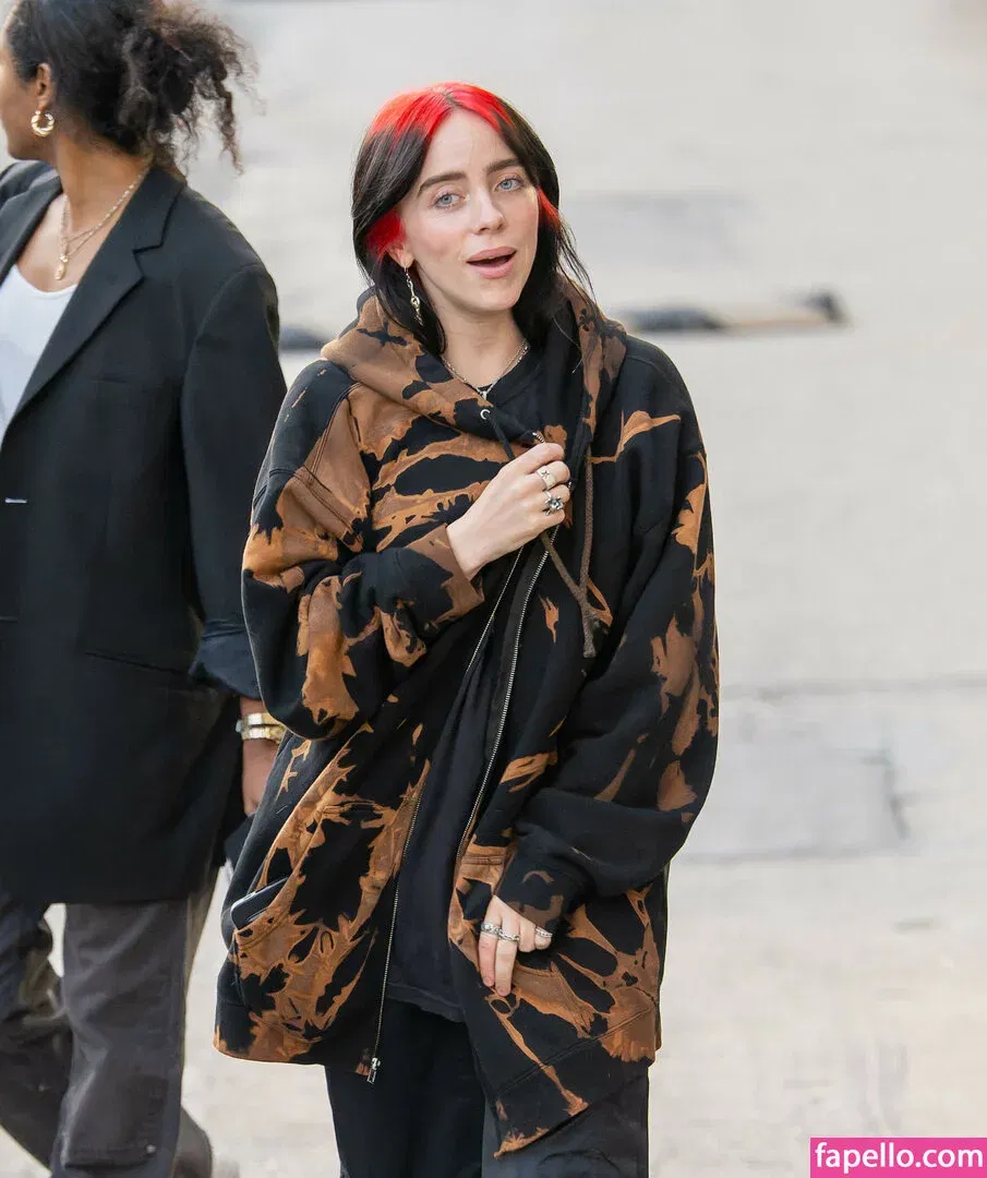 Billie Eilish Onlyfans Photo Gallery 
