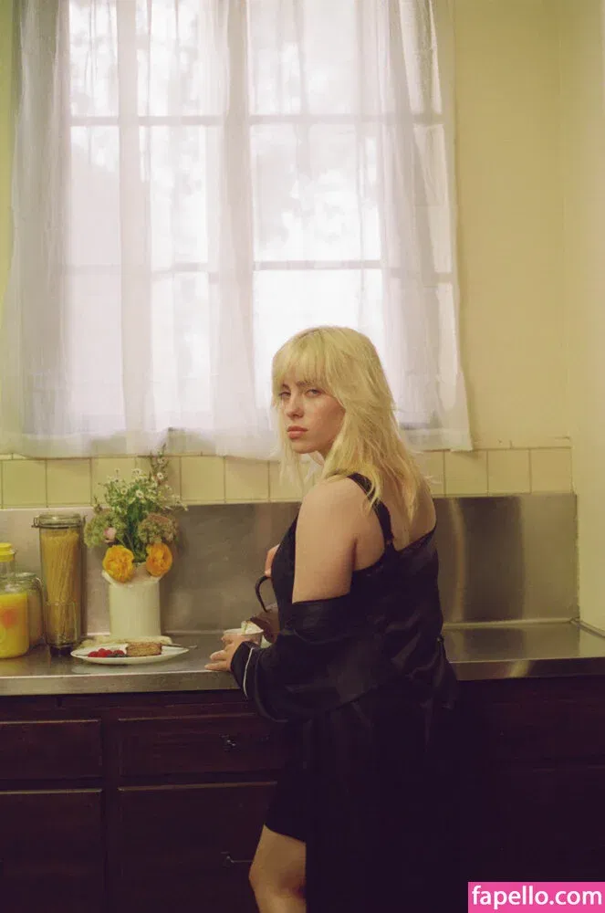 Billie Eilish Onlyfans Photo Gallery 