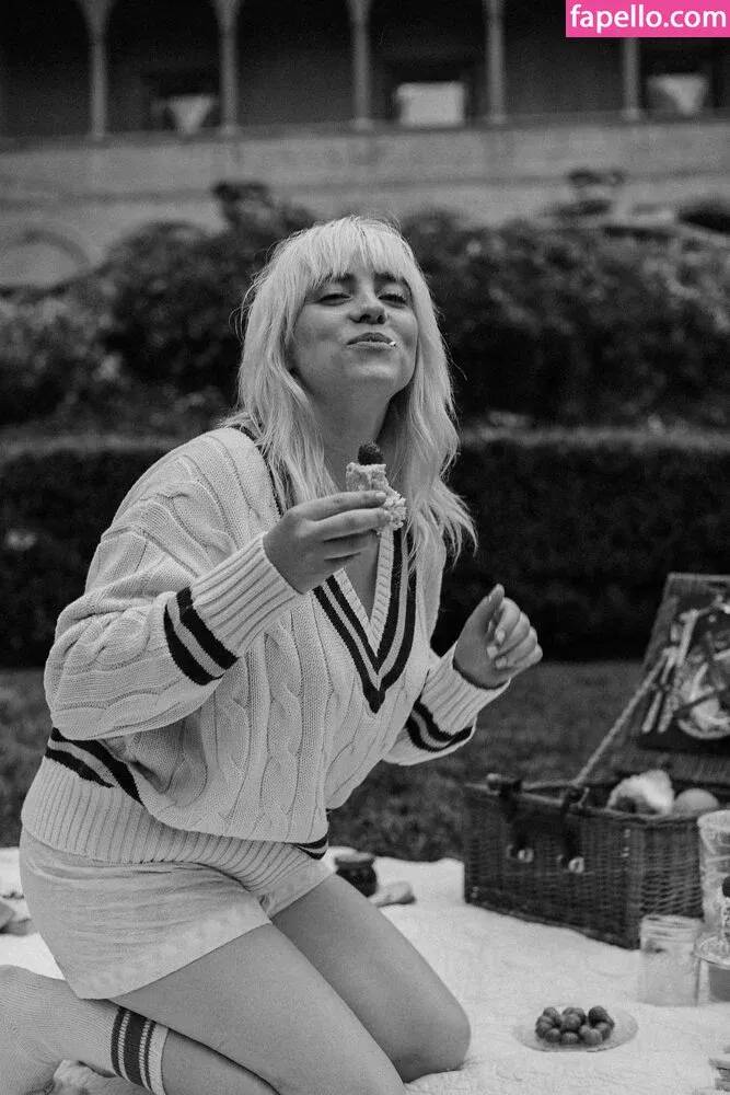 Billie Eilish Onlyfans Photo Gallery 