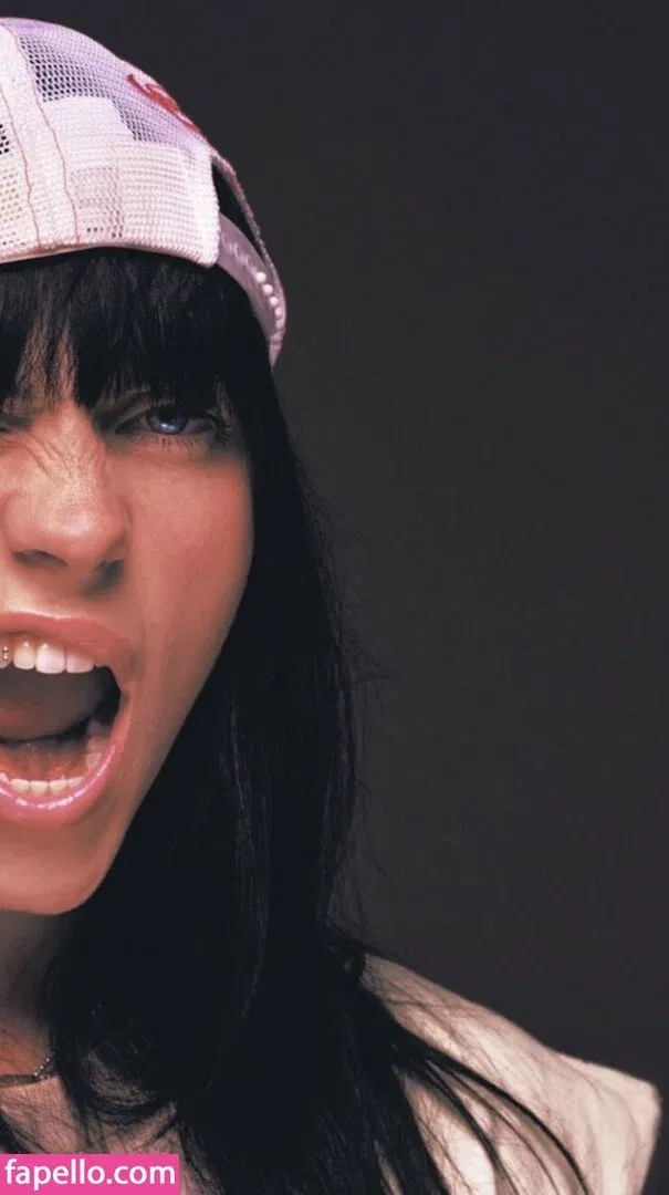 Billie Eilish Onlyfans Photo Gallery 