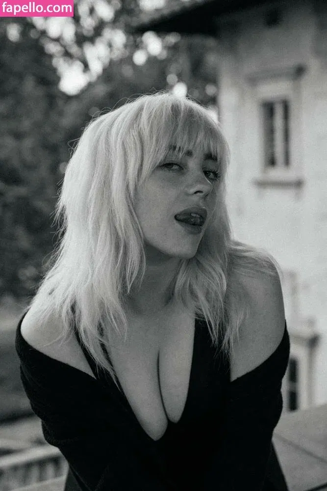 Billie Eilish Onlyfans Photo Gallery 