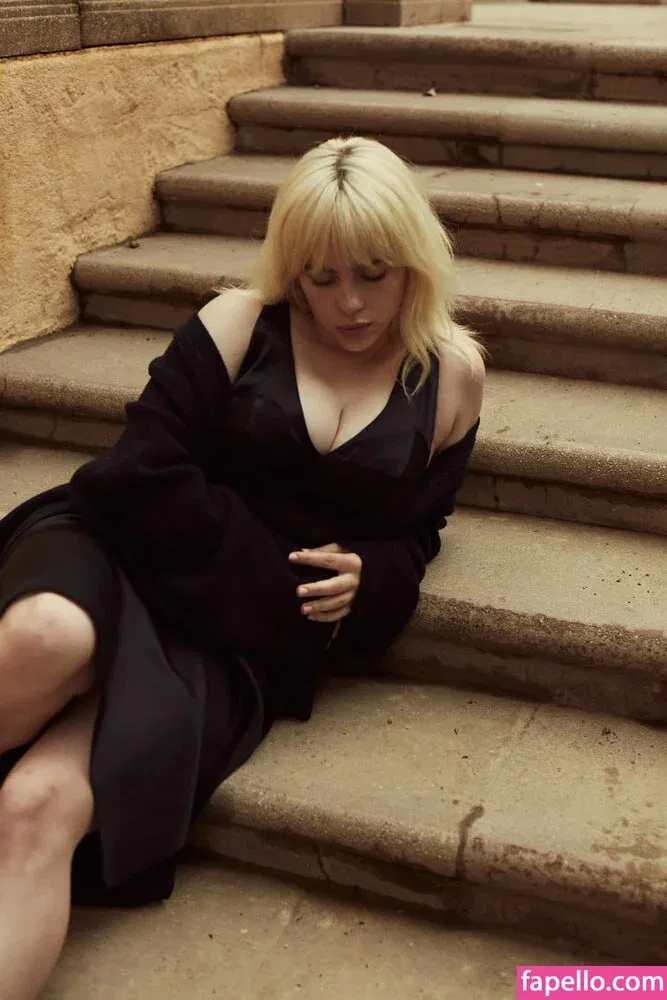 Billie Eilish Onlyfans Photo Gallery 