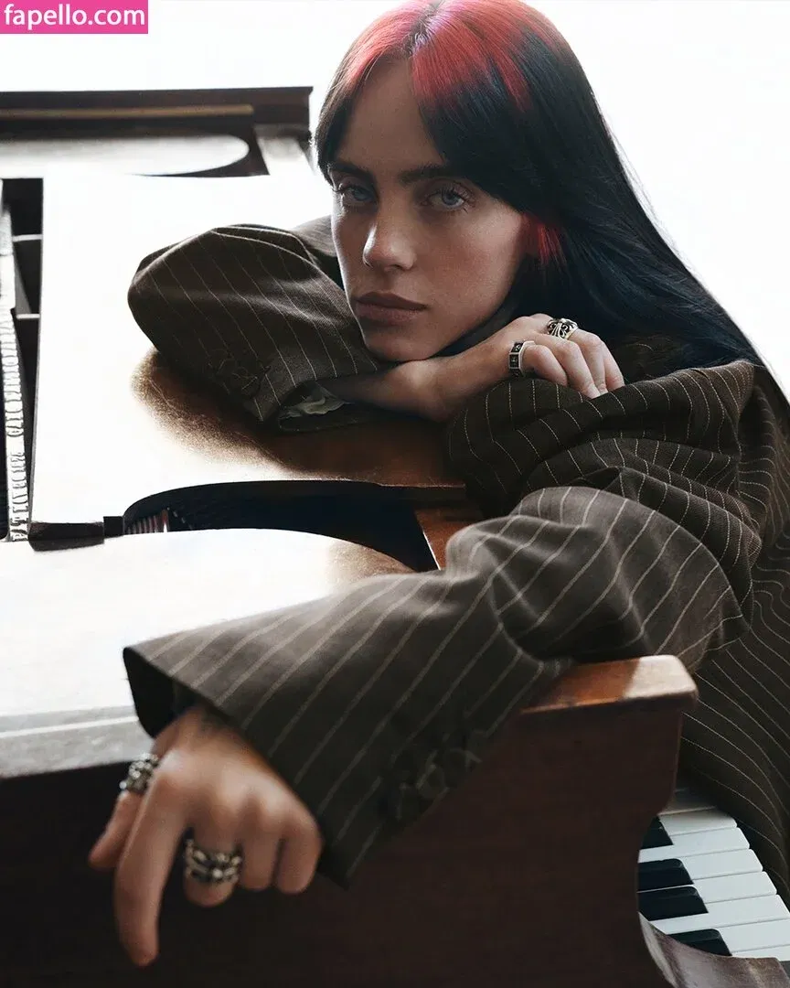 Billie Eilish Onlyfans Photo Gallery 