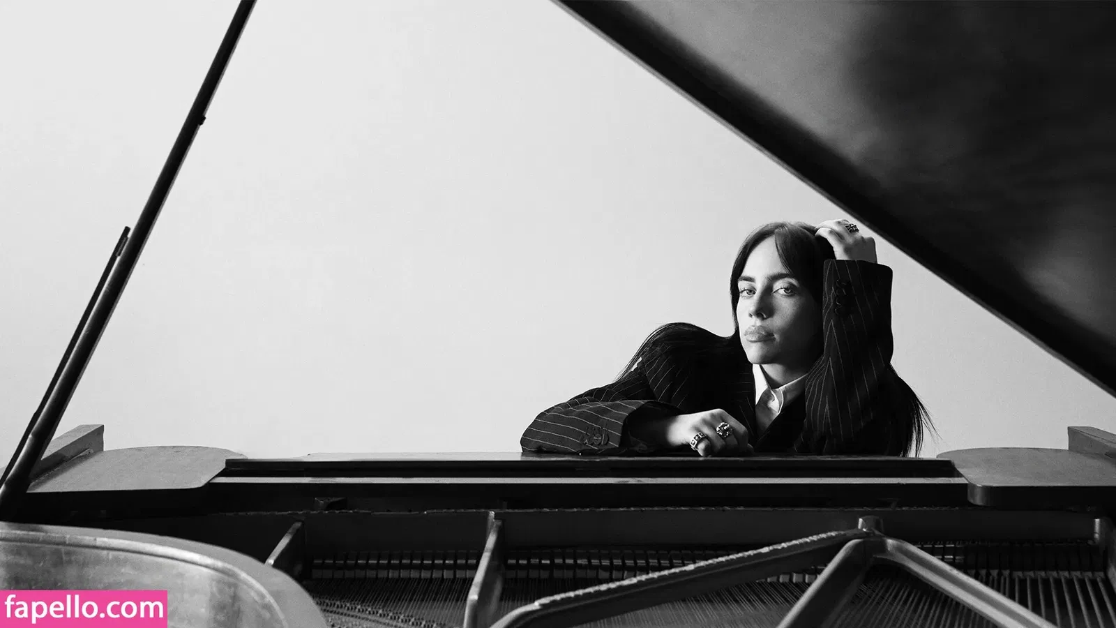 Billie Eilish Onlyfans Photo Gallery 