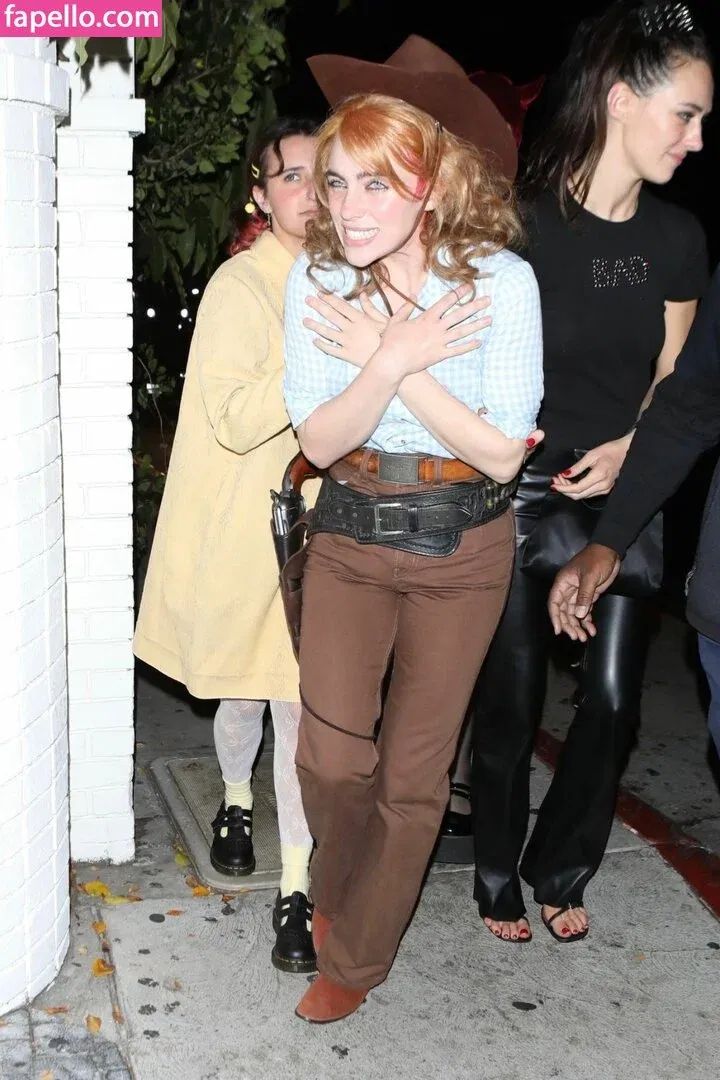 Billie Eilish Onlyfans Photo Gallery 