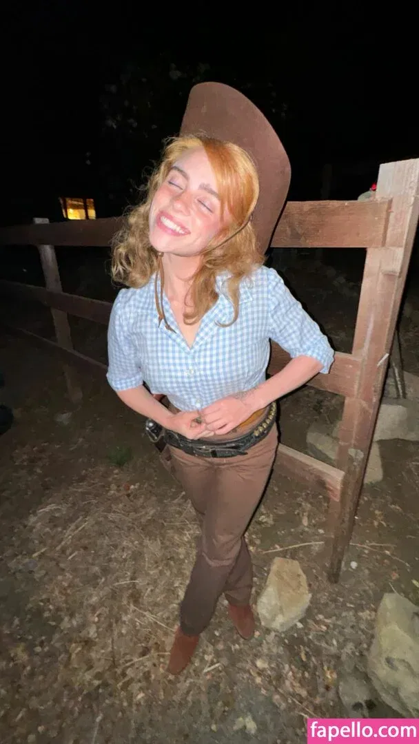 Billie Eilish Onlyfans Photo Gallery 