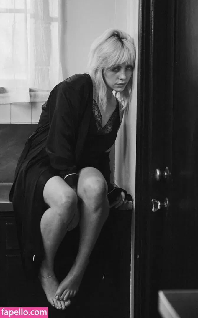 Billie Eilish Onlyfans Photo Gallery 