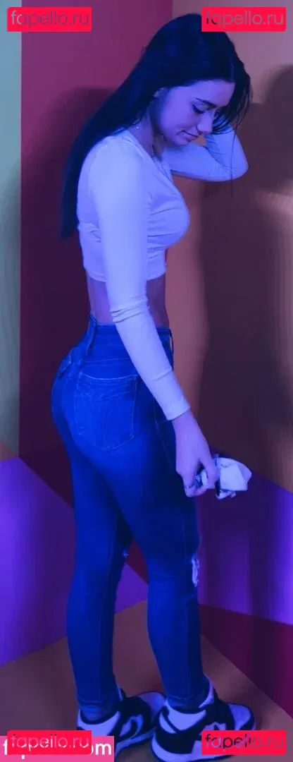 Emma Trout Onlyfans Photo Gallery 