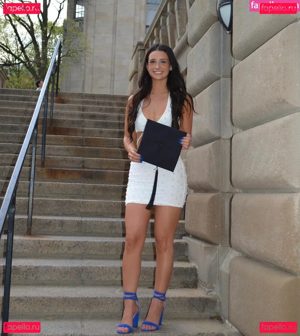 Emma Trout Onlyfans Photo Gallery 